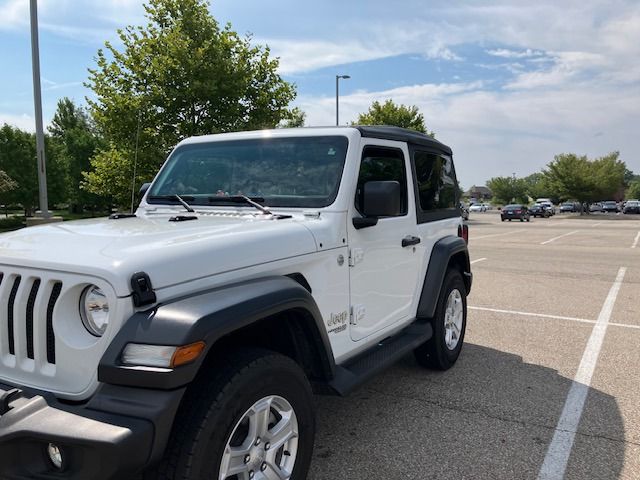 2020 Jeep Wrangler Sport S photo 3