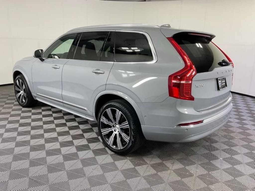 Certified 2025 Volvo XC90 B6 Plus 7-Seater SUV