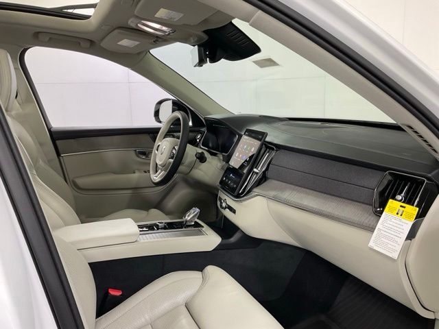 2026 Volvo XC90 Ultra - Photo 30