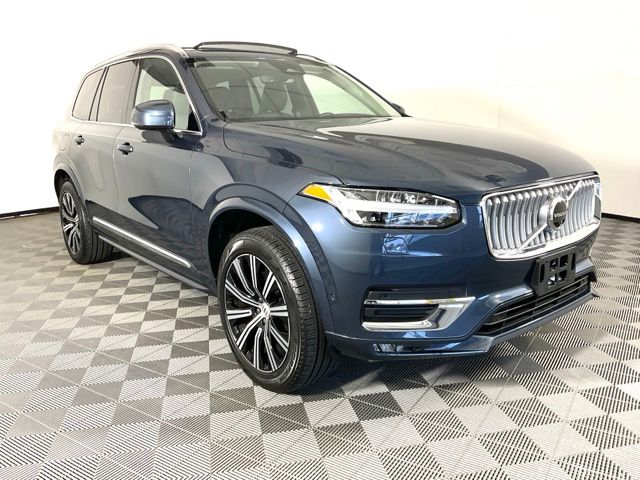 2024 Volvo XC90 Plus photo 3