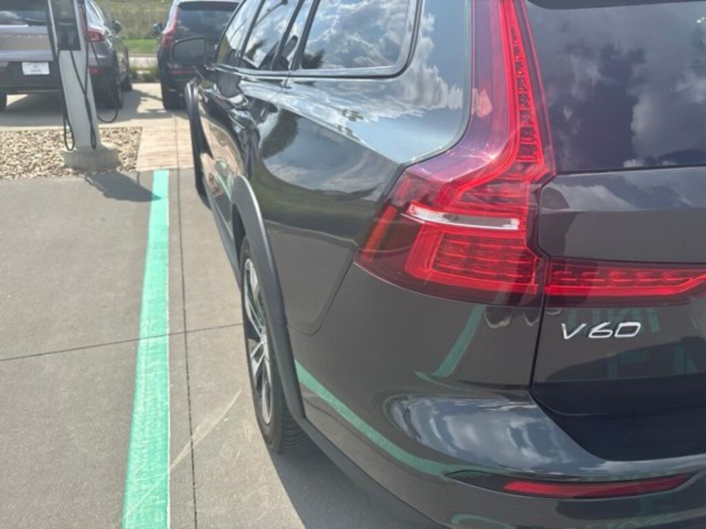 Used 2020 Volvo V60 Cross Country T5 Wagon