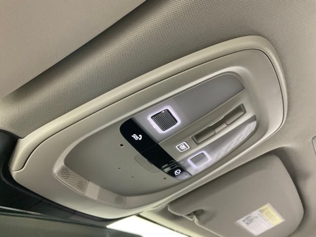 2026 Volvo XC60 Plus - Photo 23