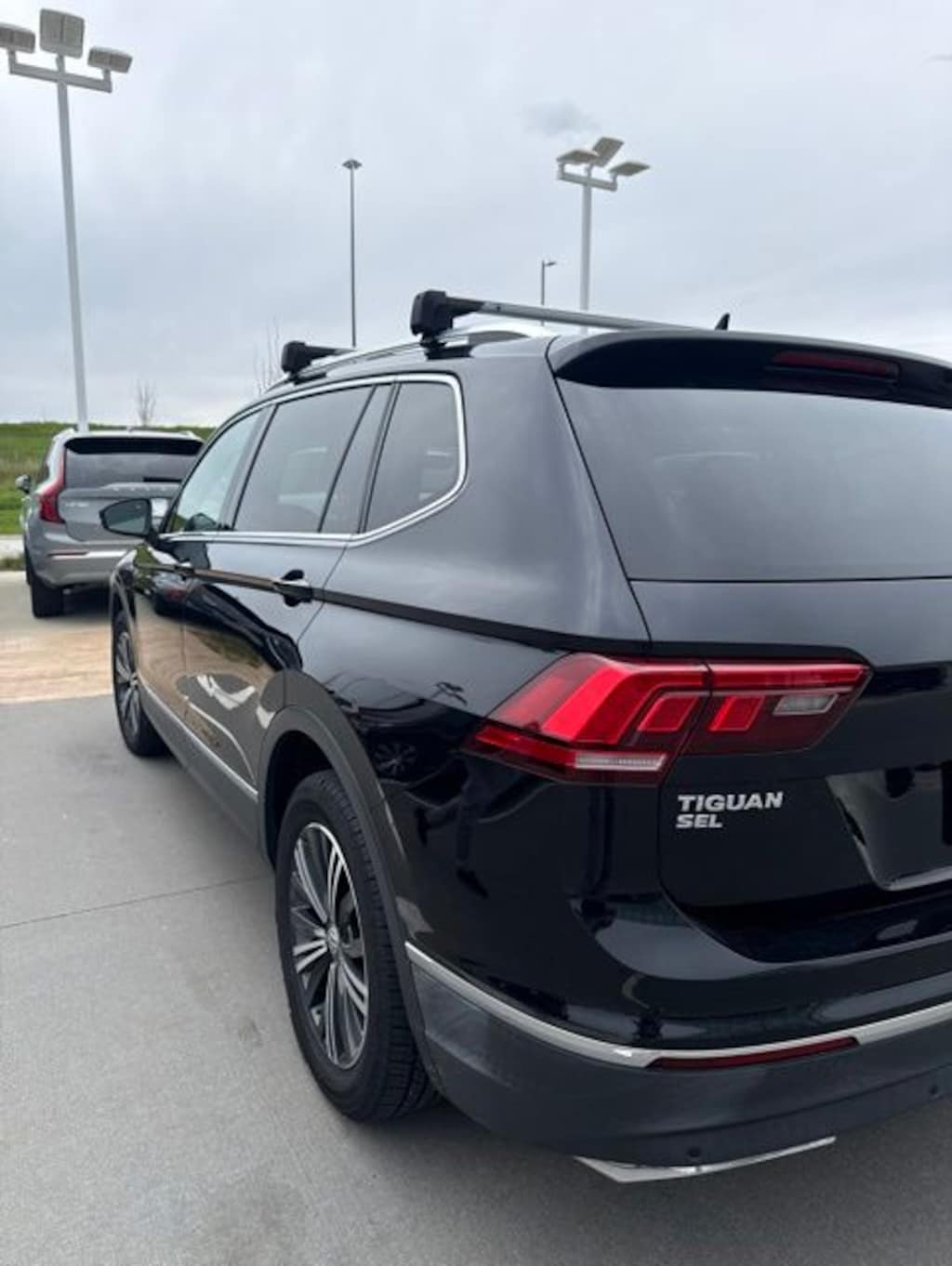 Used 2019 Volkswagen Tiguan 2.0T SEL 4MOTION SUV