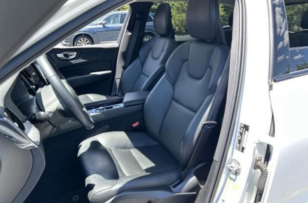 Used 2024 Volvo XC60 B5 Core Dark SUV