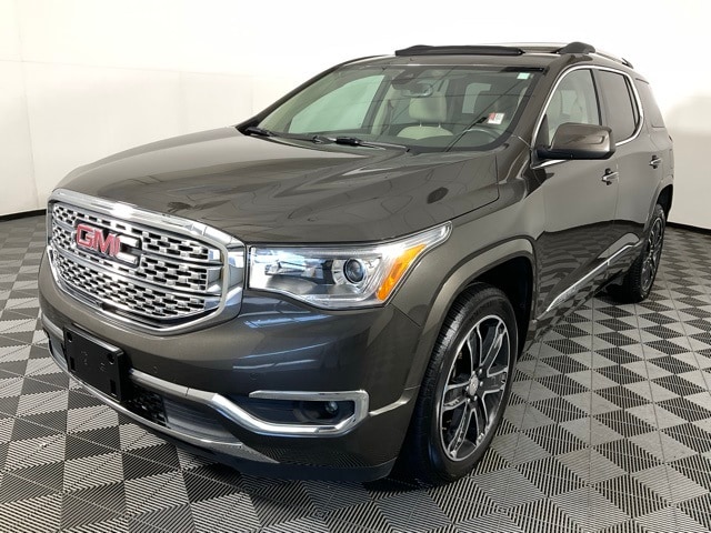 Used 2019 GMC Acadia Denali with VIN 1GKKNXLS0KZ196119 for sale in Fort Wayne, IN