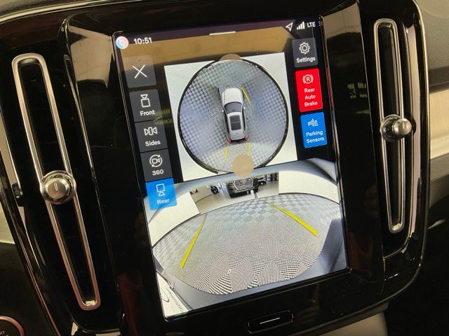 2026 Volvo XC40 Ultra Black Edition - Photo 12