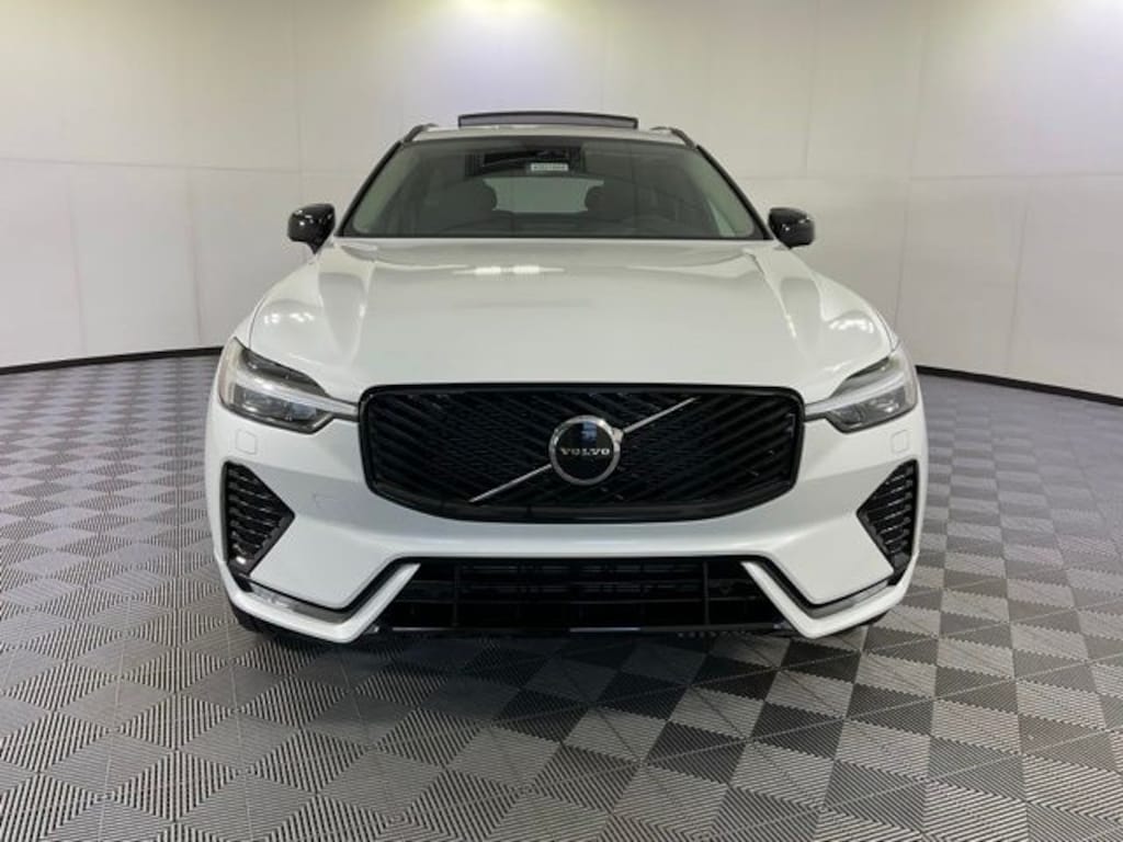 New 2027 Volvo XC60 B5 Core SUV