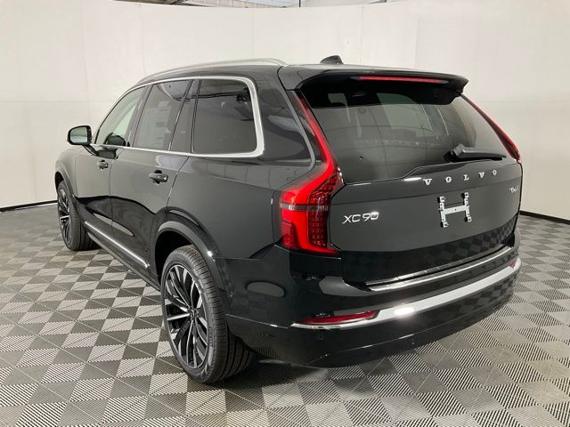 2026 Volvo XC90 Plus photo 4