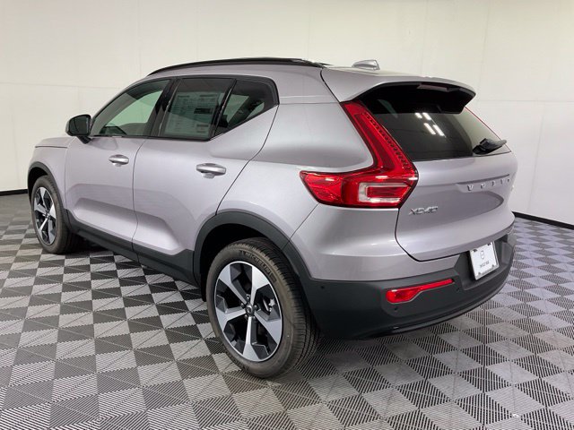 Used 2026 Volvo XC40 B5 Plus SUV