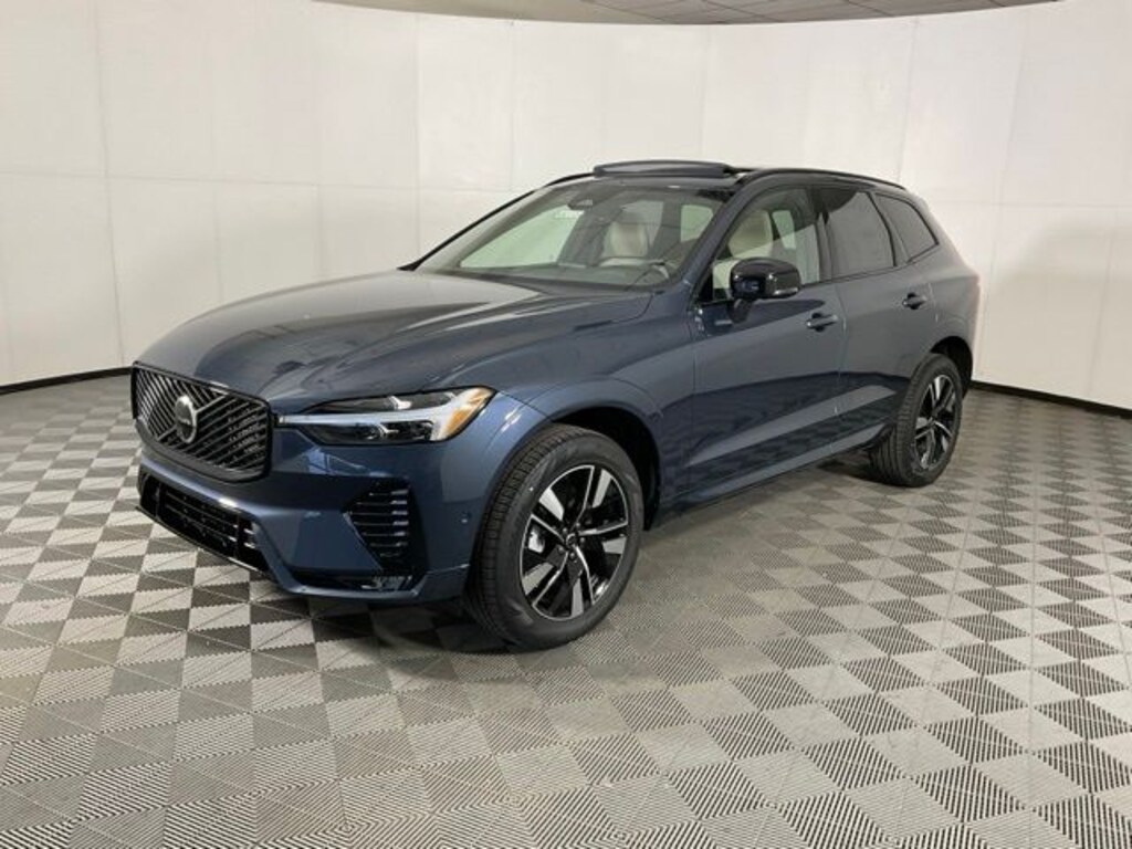 New 2026 Volvo XC60 B5 Plus SUV