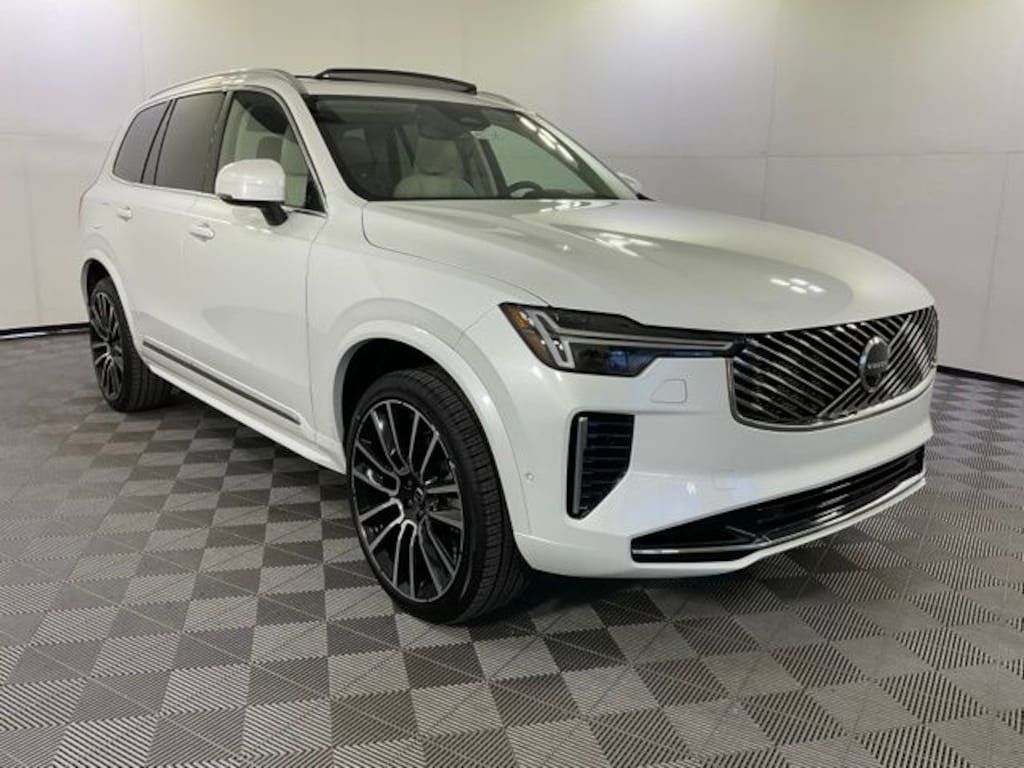 New 2026 Volvo XC90 B5 Ultra 7-Seater SUV