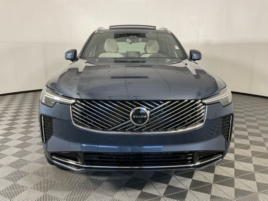 Certified 2025 Volvo XC90 B6 (2025.5) Ultra 7-Seater SUV