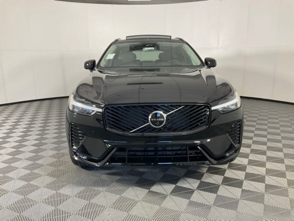 New 2026 Volvo XC60 B5 Ultra SUV