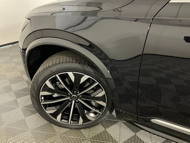 2026 Volvo XC90 Plus - Photo 37