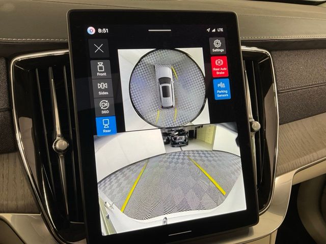 2026 Volvo XC90 Ultra - Photo 13