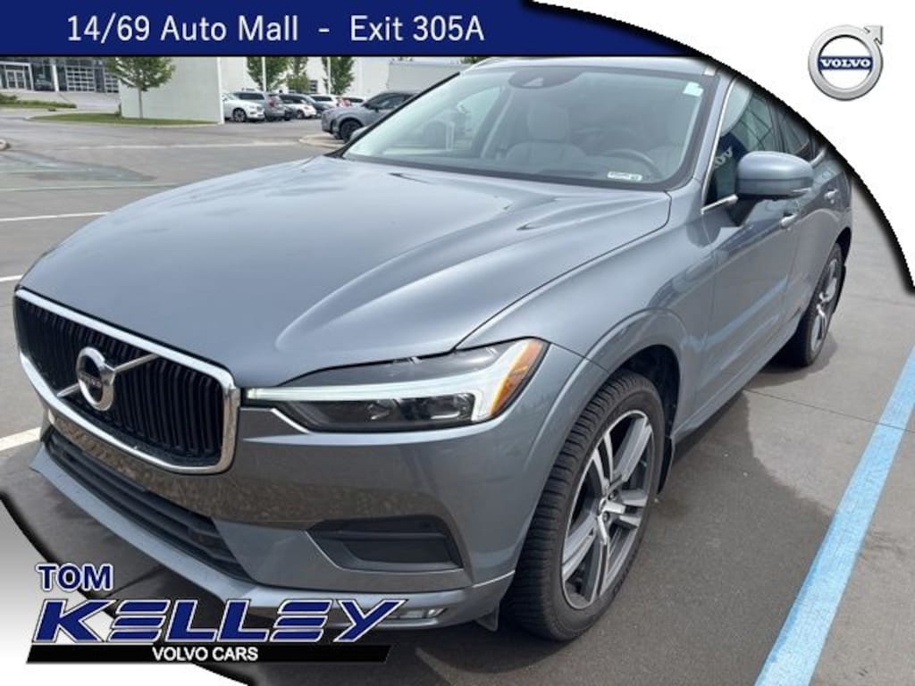 Used 2021 Volvo XC60 T5 Momentum SUV
