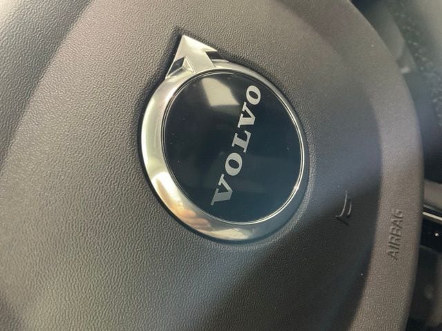 2026 Volvo XC90 Plus - Photo 46