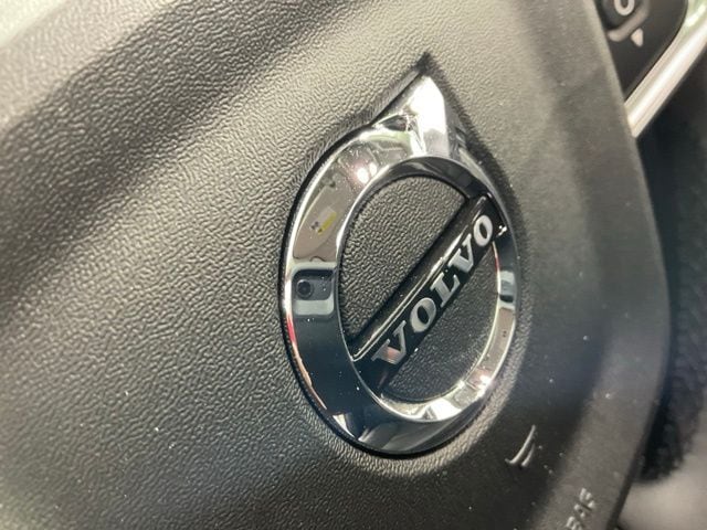 2026 Volvo XC40 Plus - Photo 50