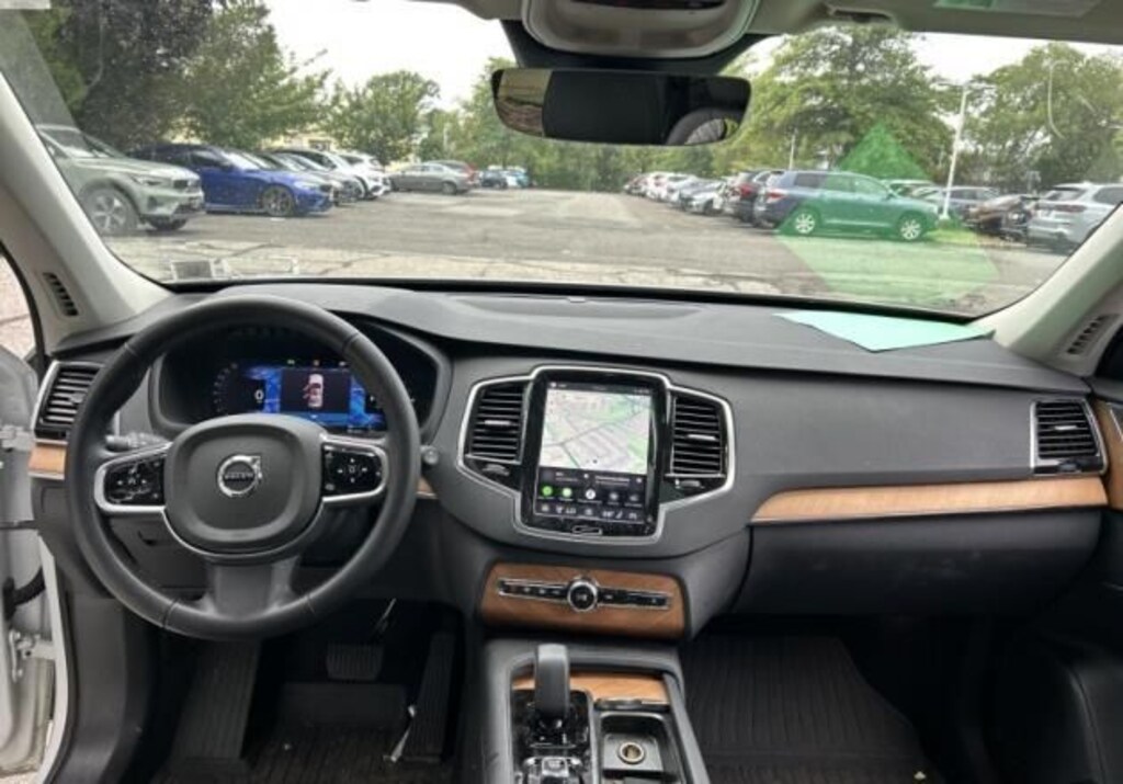 Used 2024 Volvo XC90 plug-in hybrid T8 Plus Bright 7-Seater SUV