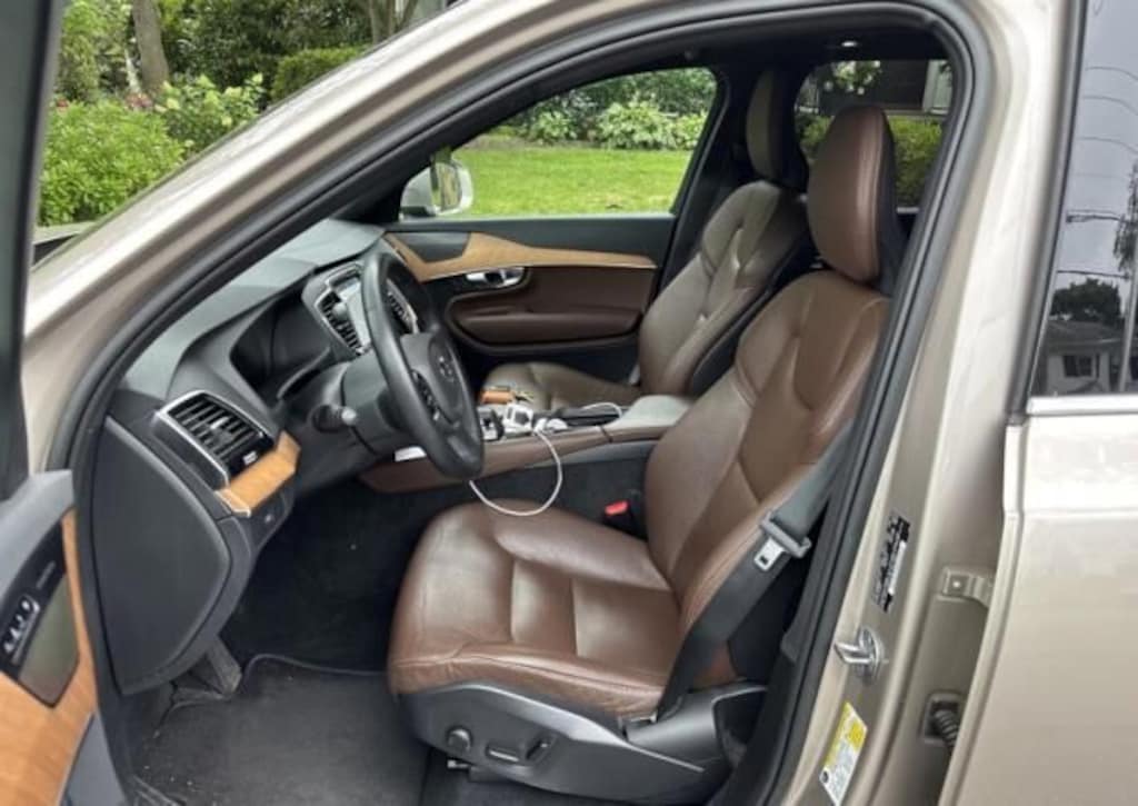 Used 2023 Volvo XC90 B6 AWD Plus 7-Seater SUV