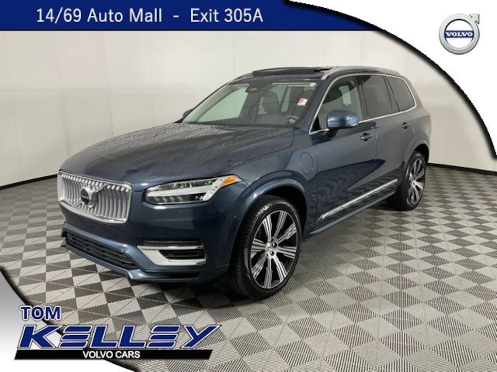 Certified 2024 Volvo XC90 plug-in hybrid T8 Core Bright SUV