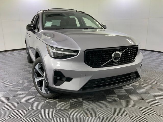 2026 Volvo XC40 Plus - Photo 49