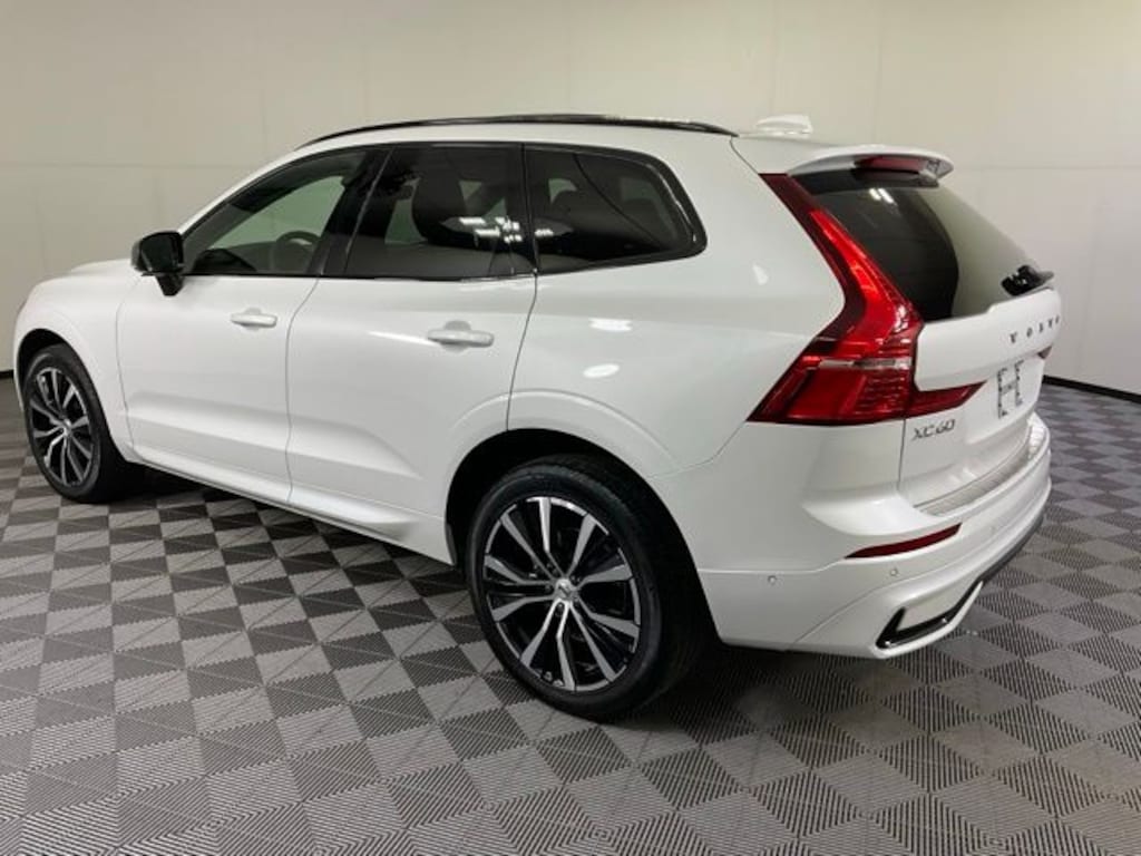 Used 2024 Volvo XC60 B5 Plus Dark SUV
