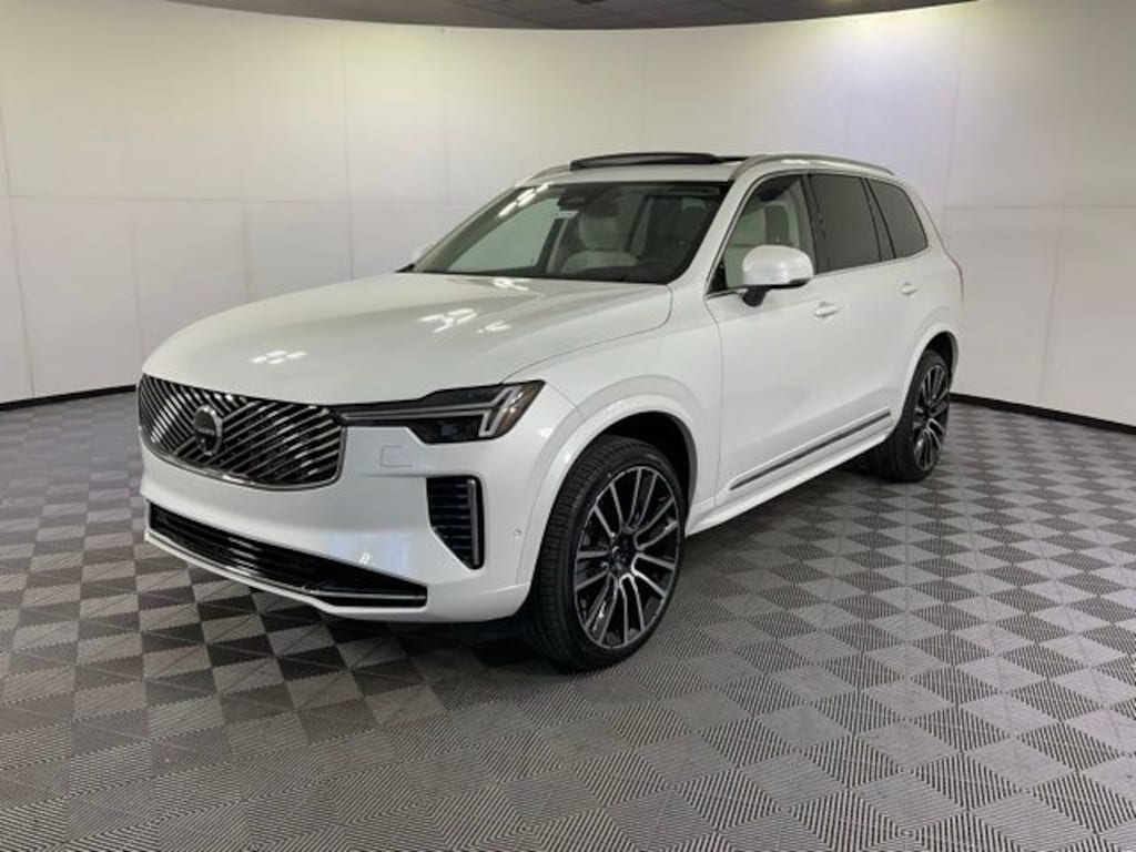 New 2026 Volvo XC90 B5 Ultra 7-Seater SUV