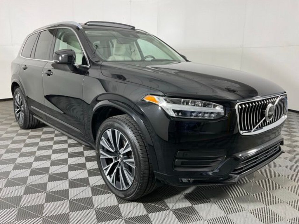 Certified 2022 Volvo XC90 T6 AWD Momentum 6 Seater SUV