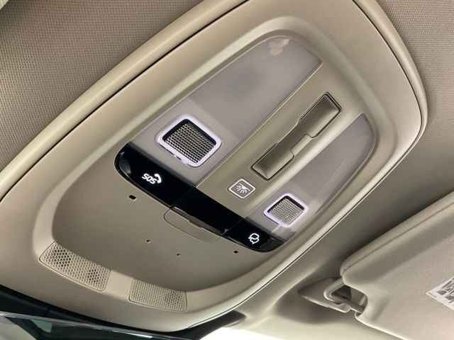 2026 Volvo XC90 Plus - Photo 24