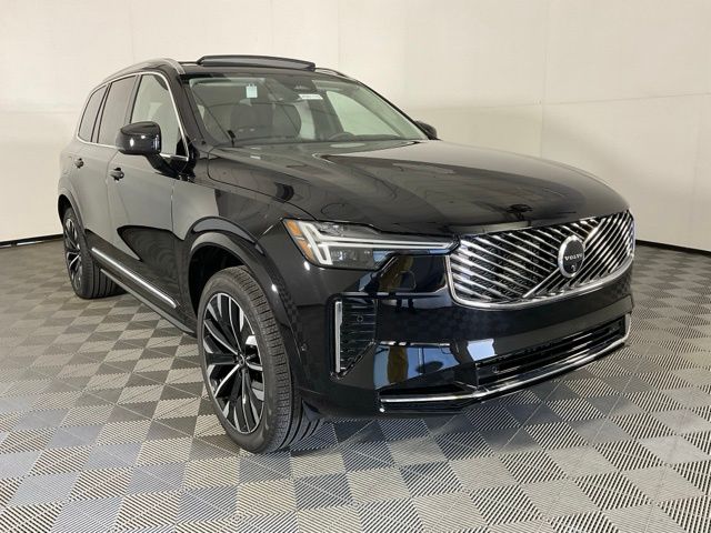 2025 Volvo XC90 photo 3