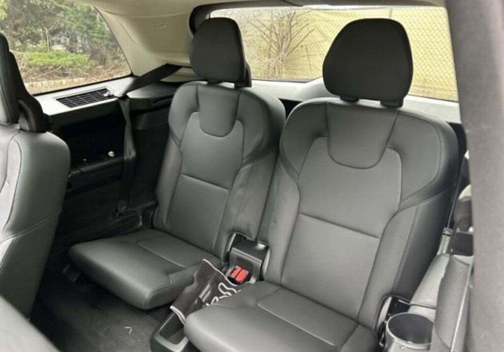 Used 2024 Volvo XC90 plug-in hybrid T8 Plus Bright 7-Seater SUV
