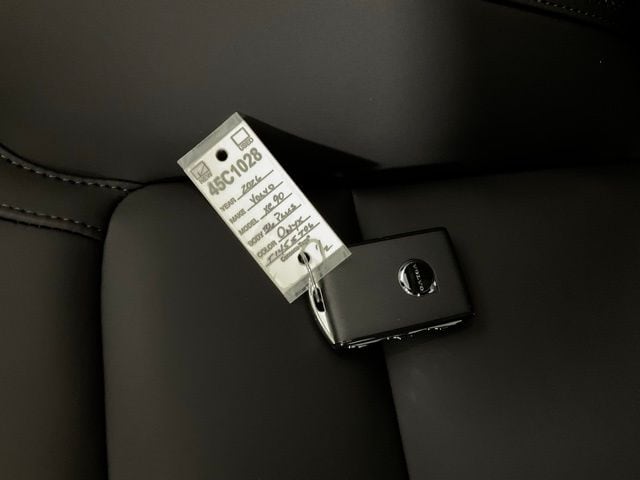 2026 Volvo XC90 Plus - Photo 44