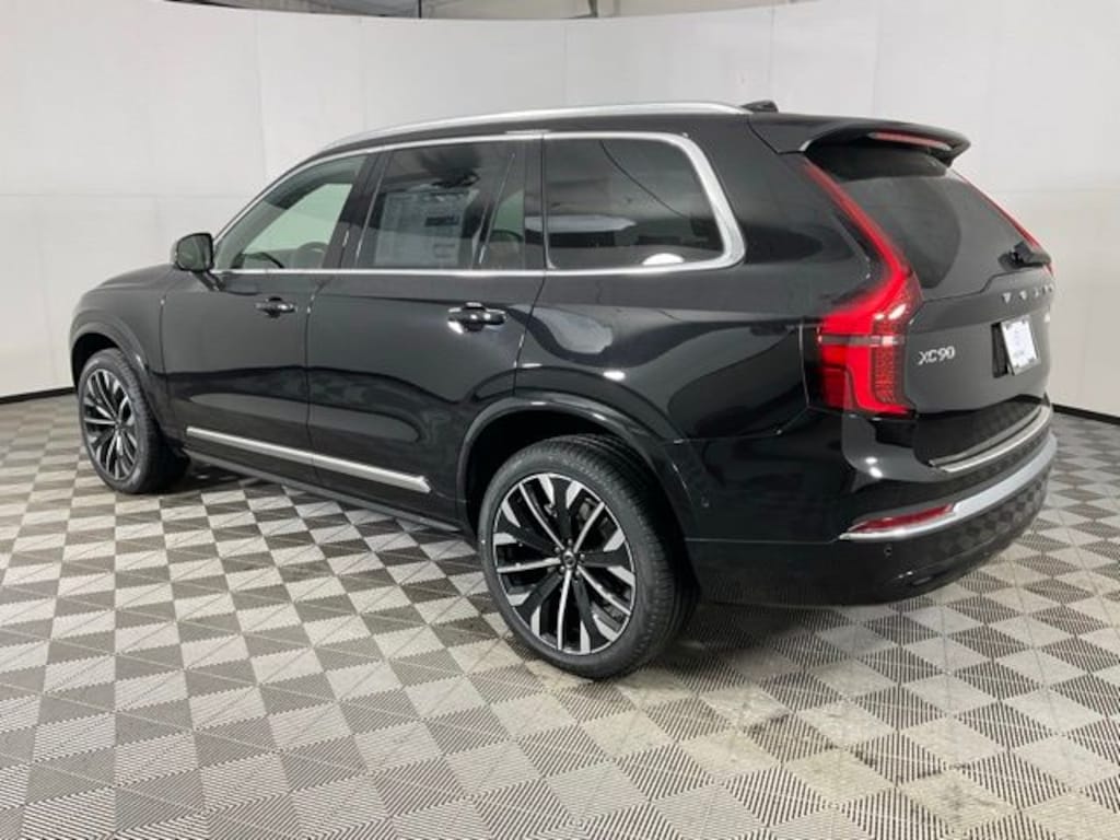 New 2026 Volvo XC90 B6 Plus 7-Seater SUV