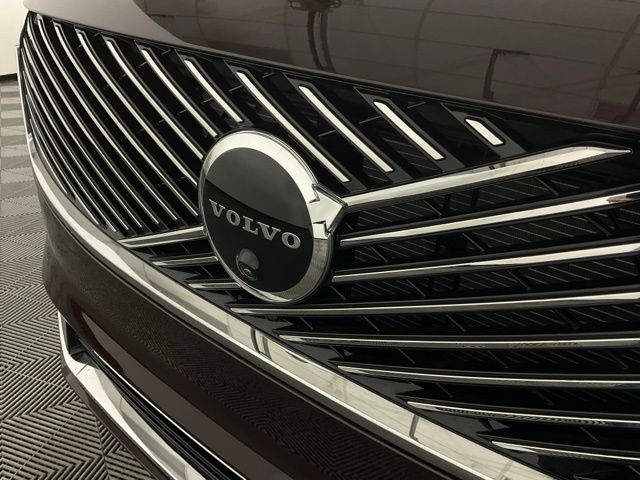 2026 Volvo XC90 Plus - Photo 10