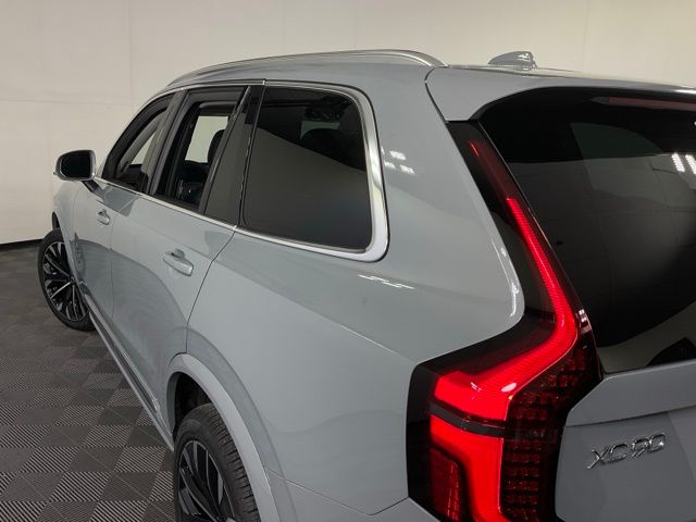 2026 Volvo XC90 Plus - Photo 37