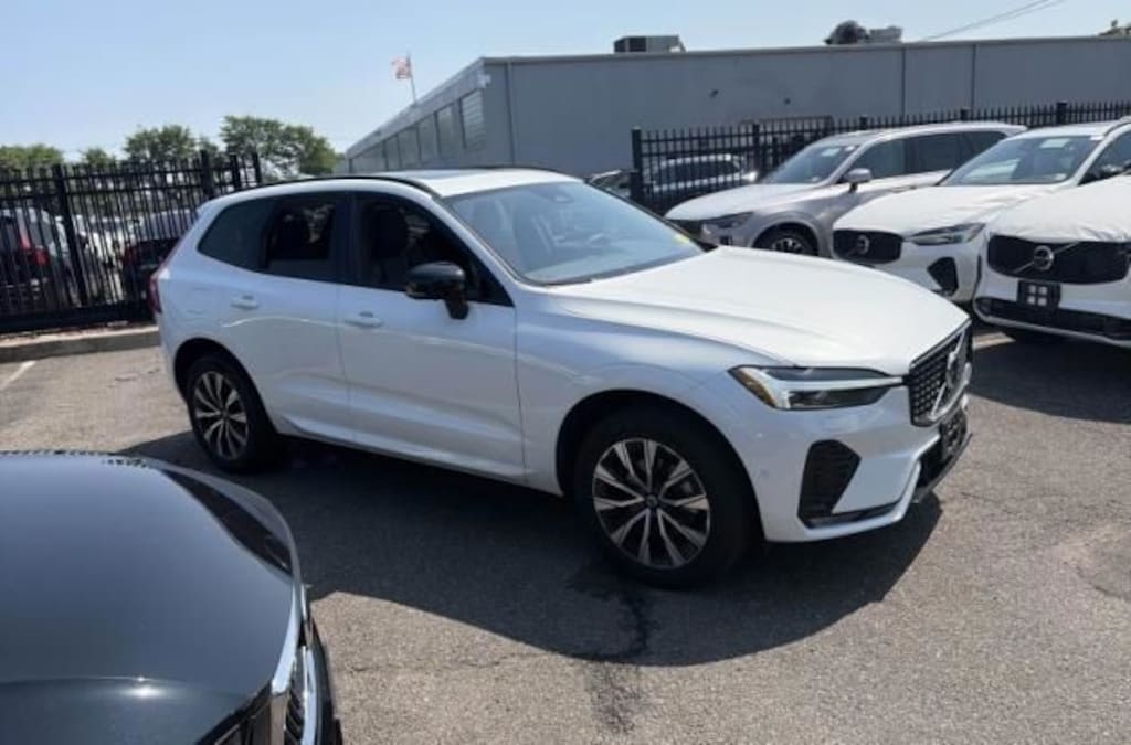 Used 2024 Volvo XC60 B5 Plus Dark SUV