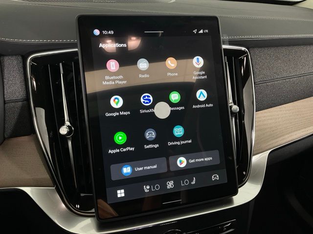 2026 Volvo XC90 Plus - Photo 13