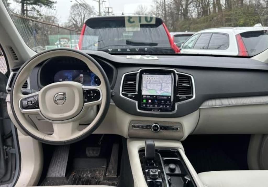 Used 2025 Volvo XC90 plug-in hybrid T8 Plus 7-Seater SUV