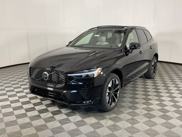 2027 Volvo XC60 B5 Plus AWD SUV