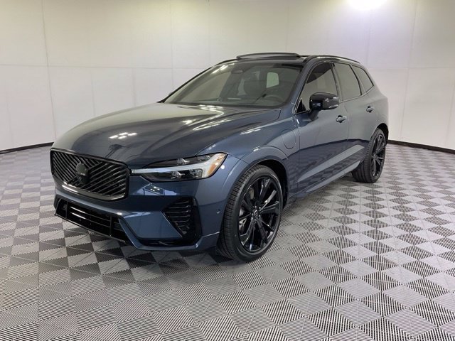 2027 Volvo XC60 plug-in hybrid T8 Ultra Black Edition AWD SUV