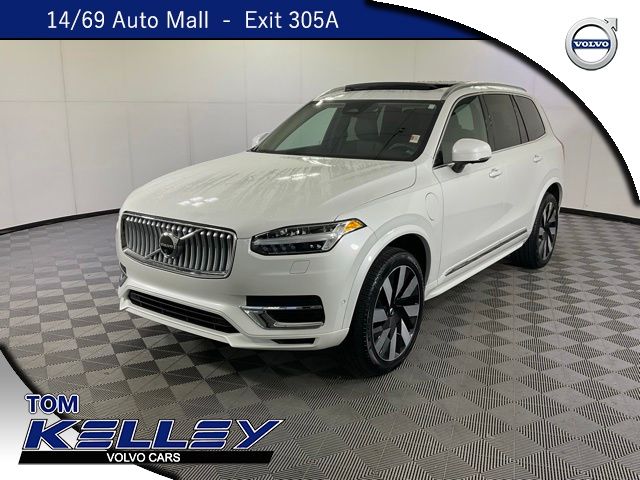 2024 Volvo XC90 T8 Recharge Plus Bright Theme 7-Seat 4WD's photo