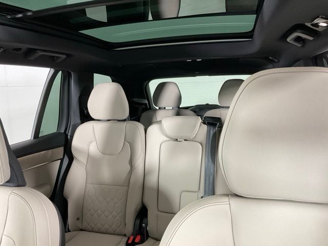 2026 Volvo XC90 Plus - Photo 36