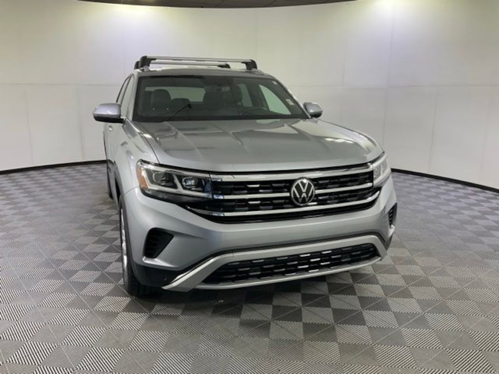Used 2020 Volkswagen Atlas Cross Sport 3.6L V6 SE w/Technology 4MOTION SUV