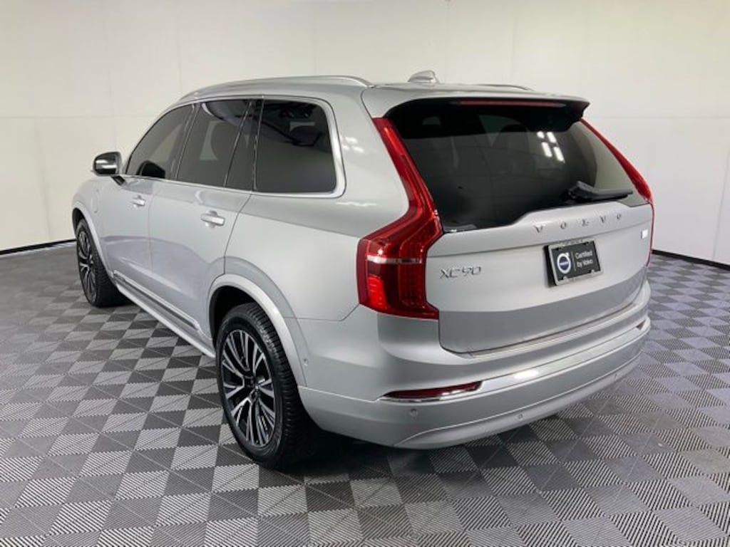 Certified 2023 Volvo XC90 Recharge Plug-In Hybrid Plus 6-Seater SUV