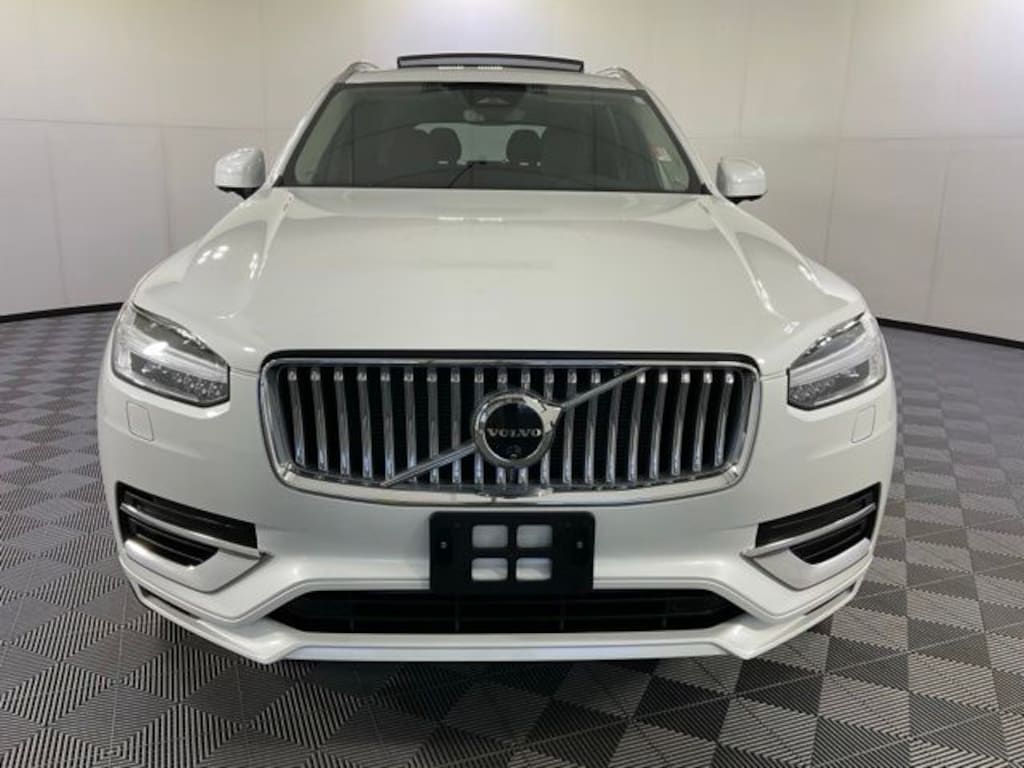 Certified 2024 Volvo XC90 plug-in hybrid T8 Plus Bright 7-Seater SUV