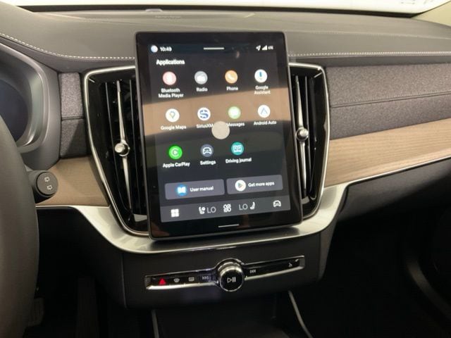 2026 Volvo XC90 Plus - Photo 22