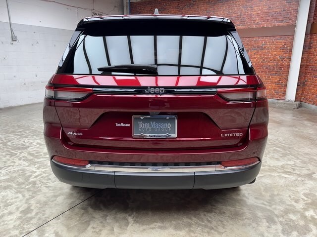 2024 Jeep Grand Cherokee Limited photo 4