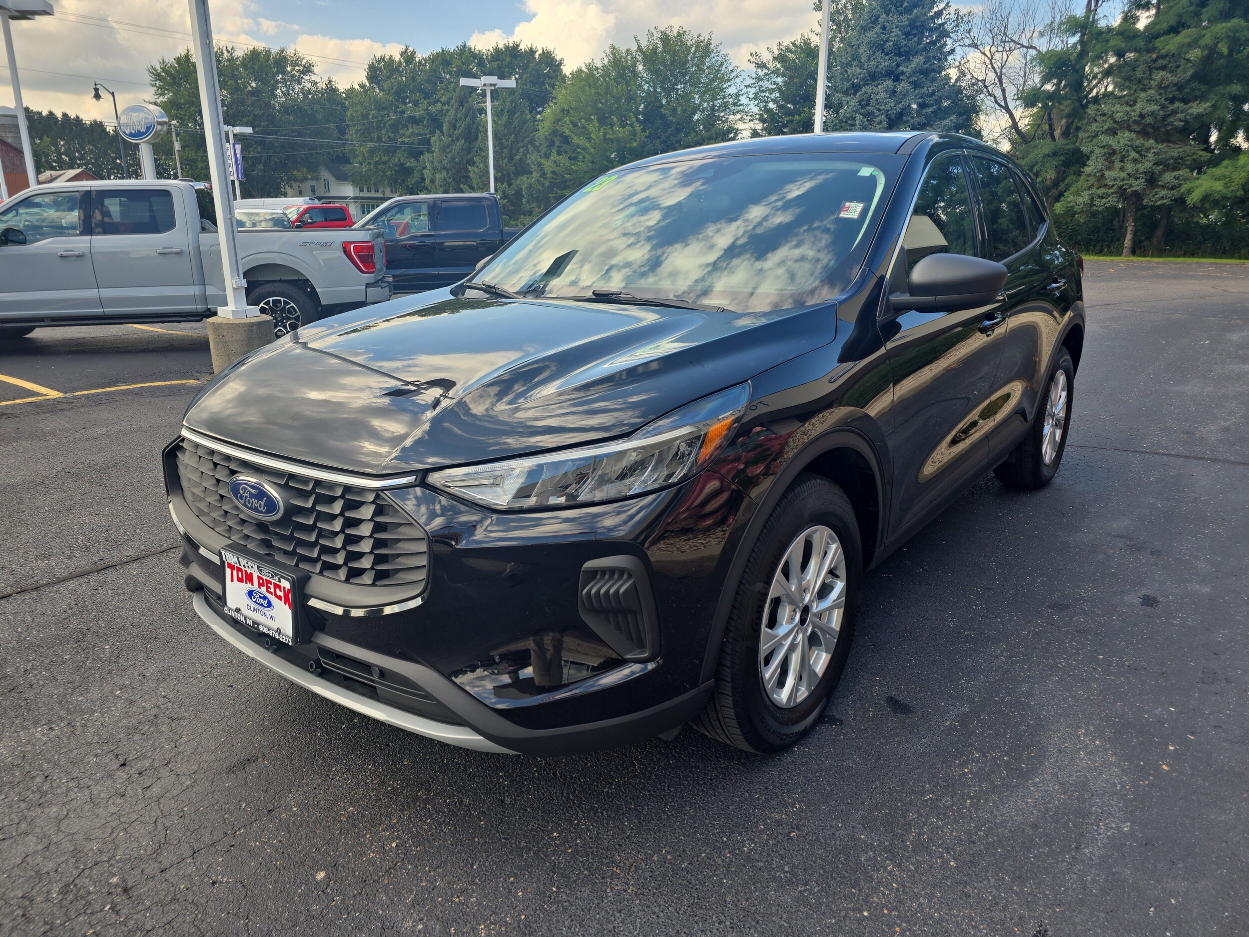 2023 Ford Escape Active photo 3
