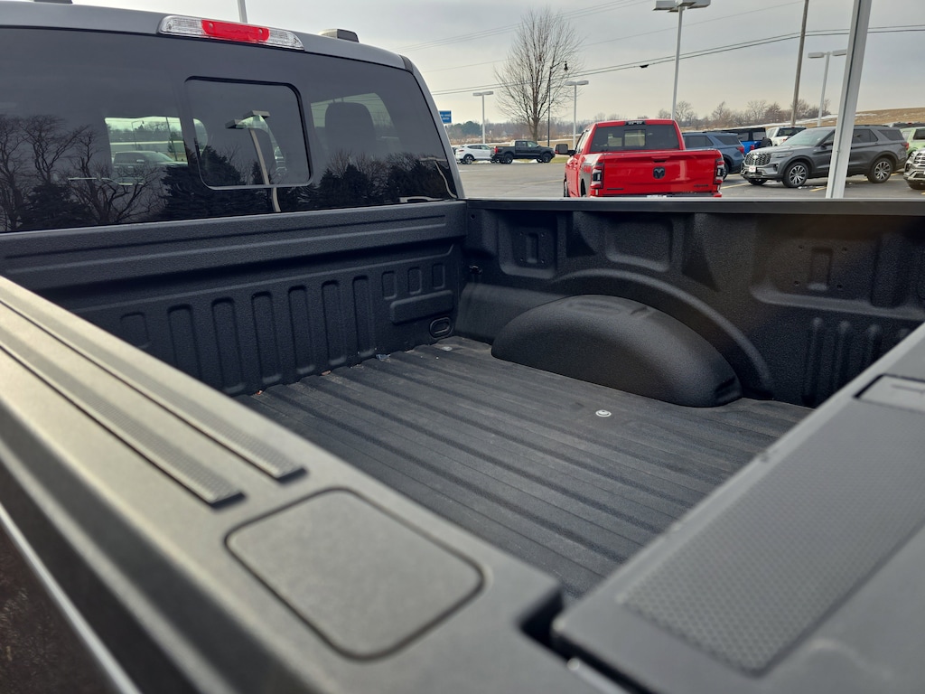 Used 2022 Ford F-150 LARIAT Truck SuperCrew Cab